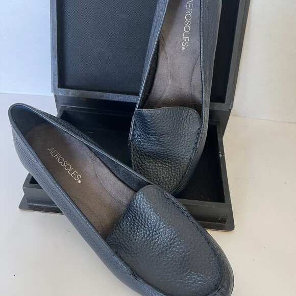 Women` shoes - Picture 2 of 5